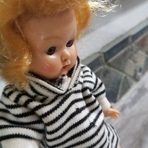 Antique doll articulated hands and legs Head